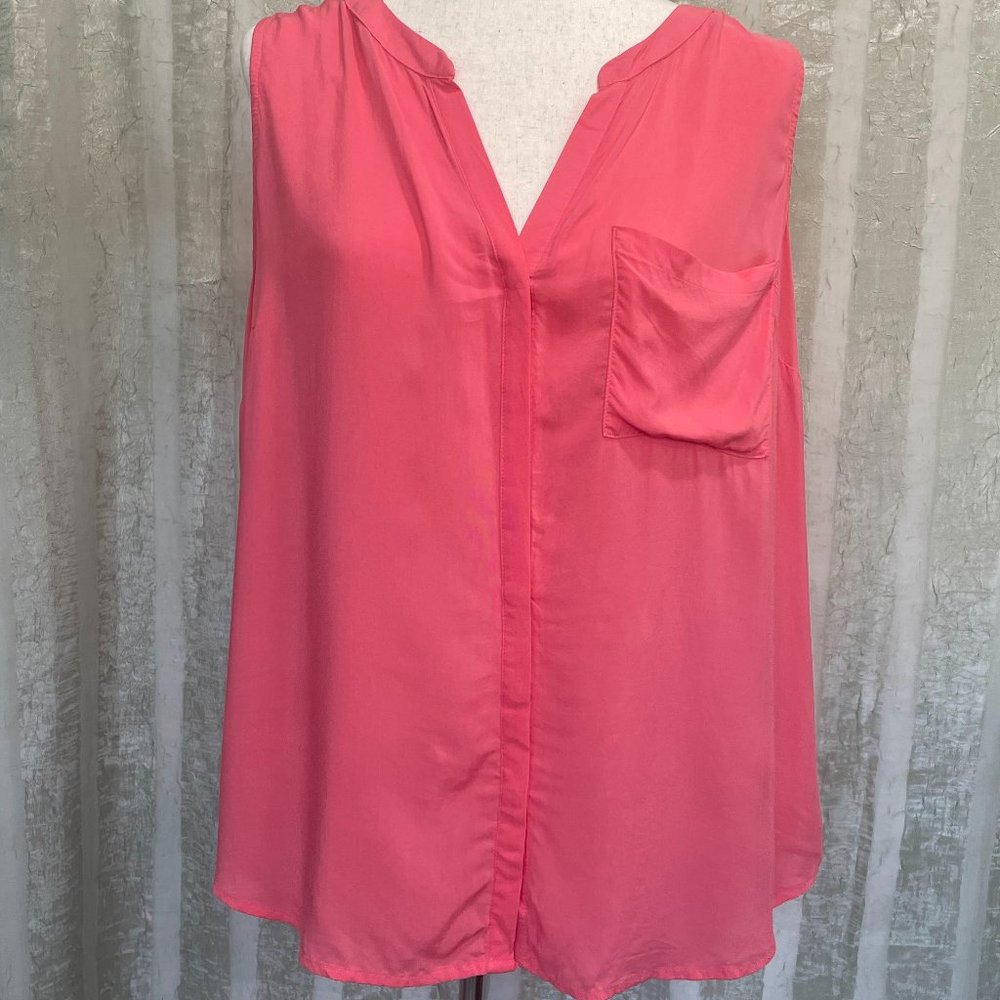 Old Navy sleeveless top